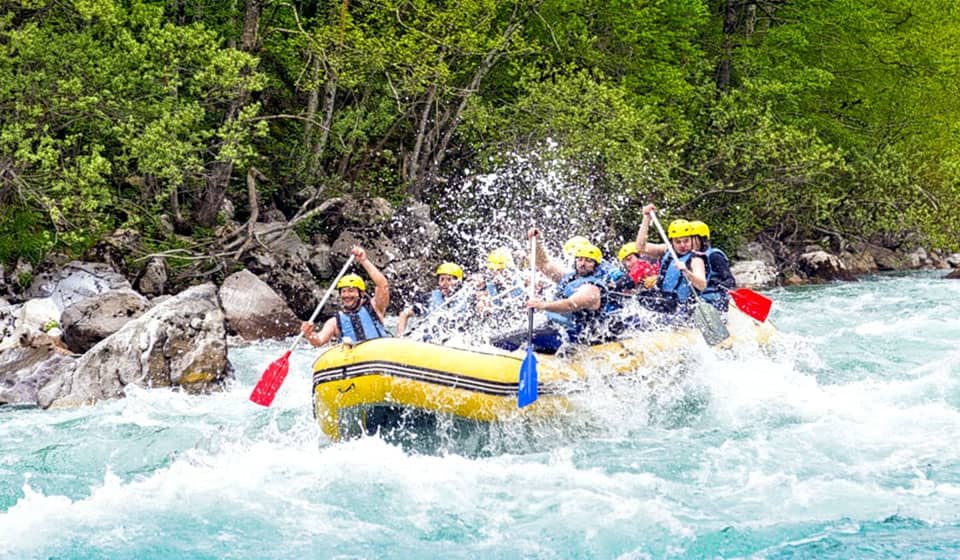 Rafting in trishuli river